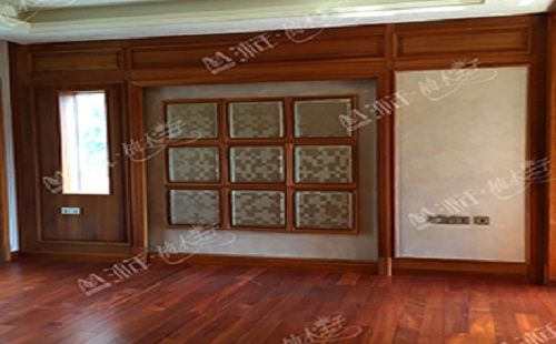 實(shí)木地?zé)岬匕? alt=